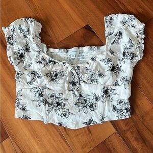 LAHearts by PacSun Black White peasant Floral Top Shirt